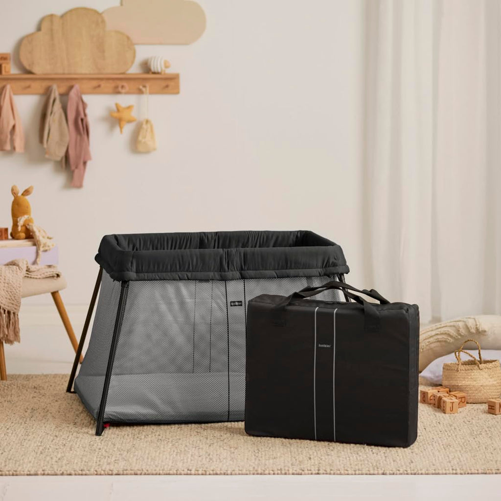 Travel Crib with Fitted Sheet E156