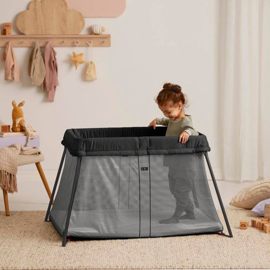 Travel Crib with Fitted Sheet E156
