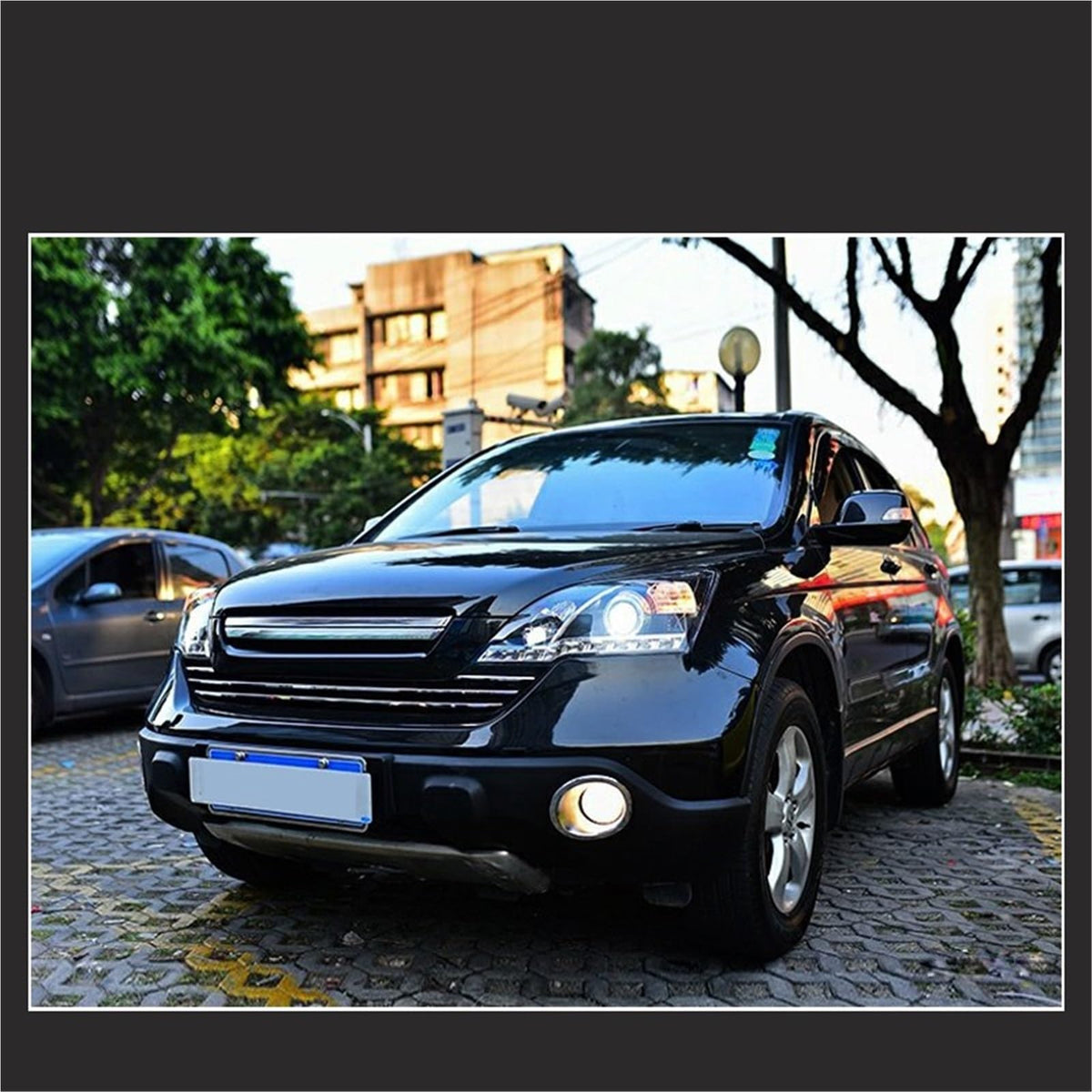 1 Pair Headlights with DRL K97750