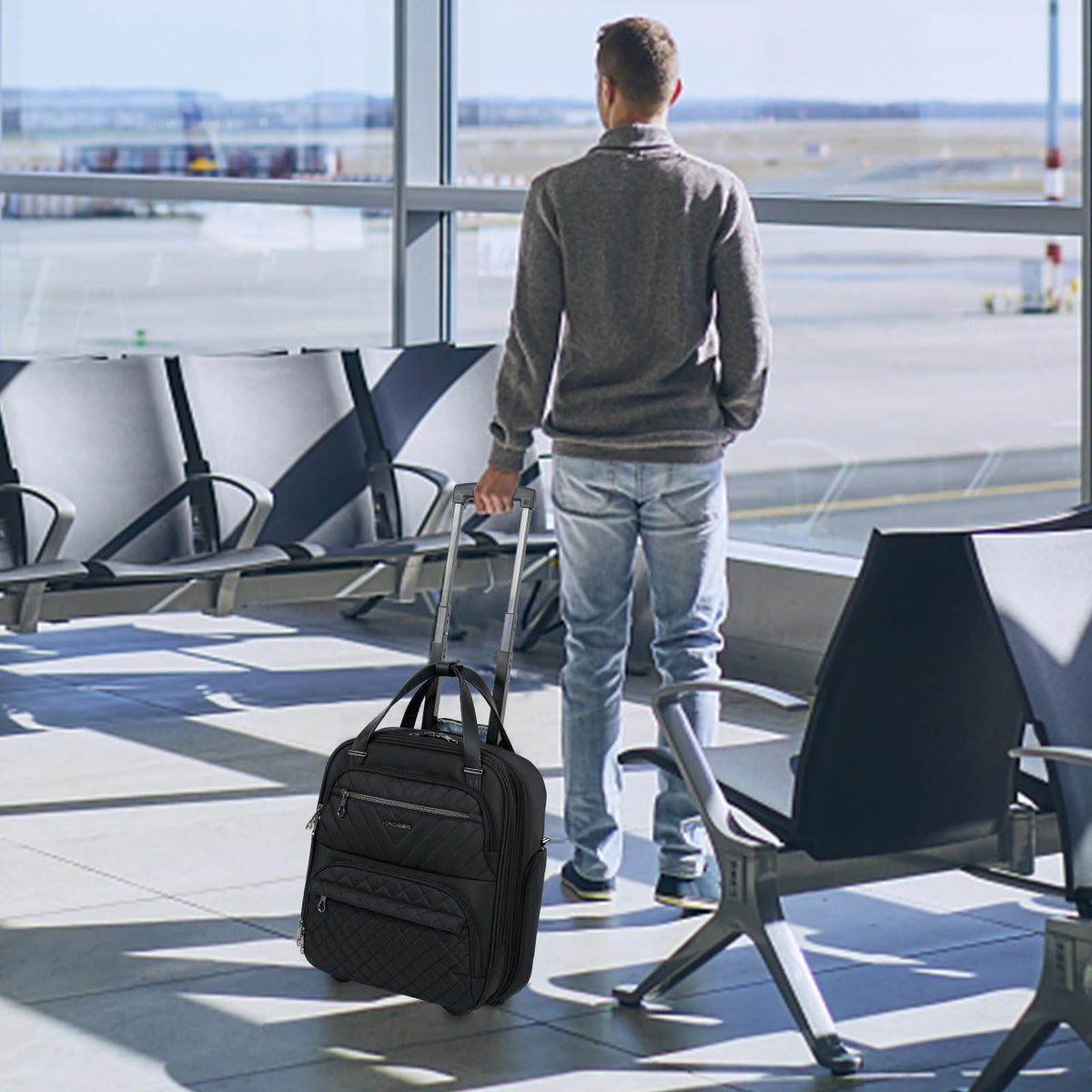 16-inch Underseater Lightweight Suitcase L7433