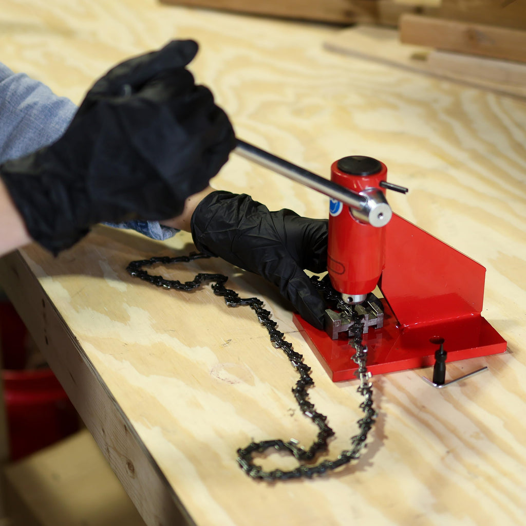 Chainsaw Chain Breaker and Rivet Tool Kit F574